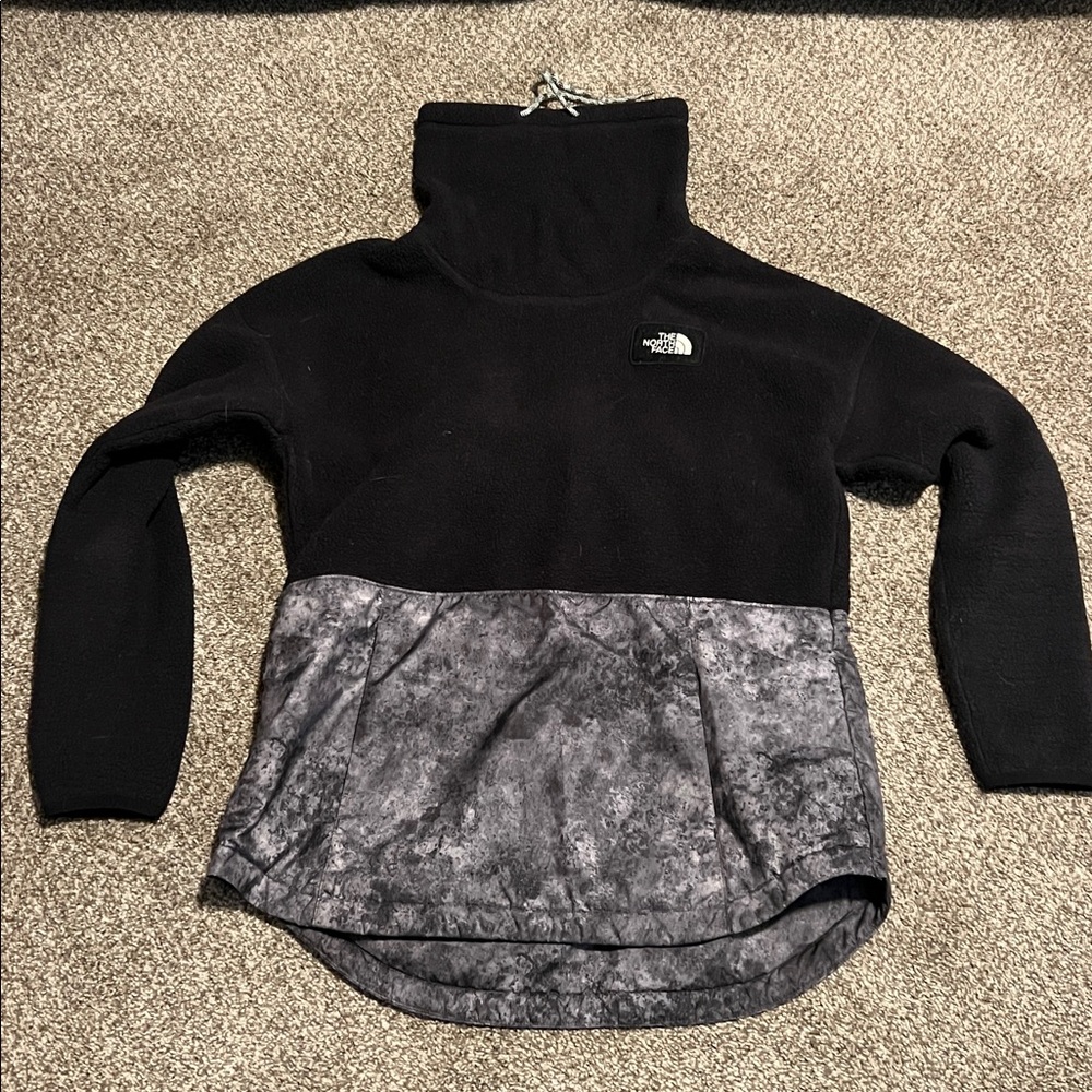 The North Face Black Fleece pullover M
